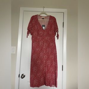 Red and white button dress with cute sleeve details.